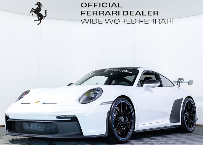 2022 Porsche 911 GT3 w/Touring Package