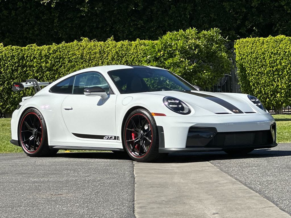 2025 Porsche 911 GT3