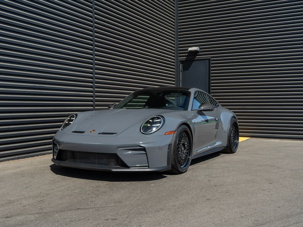 2025 Porsche 911 GT3 w/Touring Package