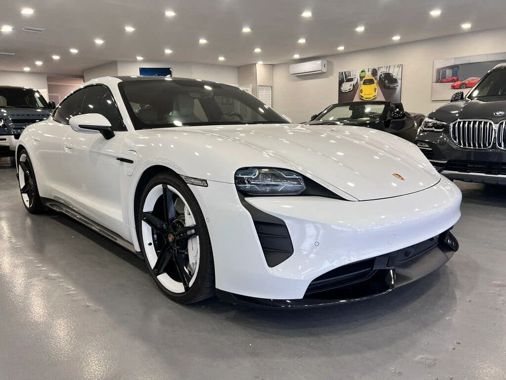 2020 Porsche Taycan Turbo S