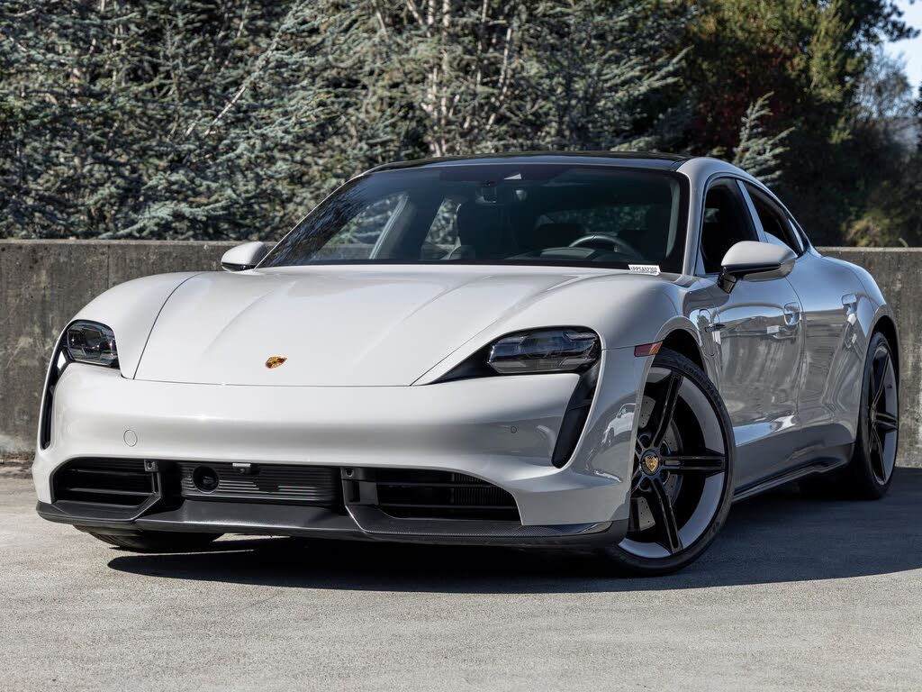 2023 Porsche Taycan photo 1