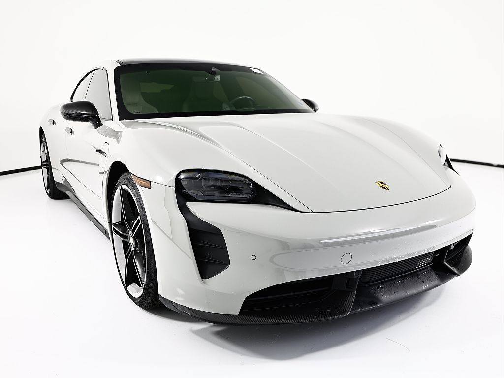2022 Porsche Taycan Turbo S