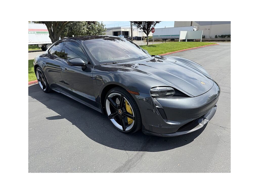 2020 Porsche Taycan Turbo S