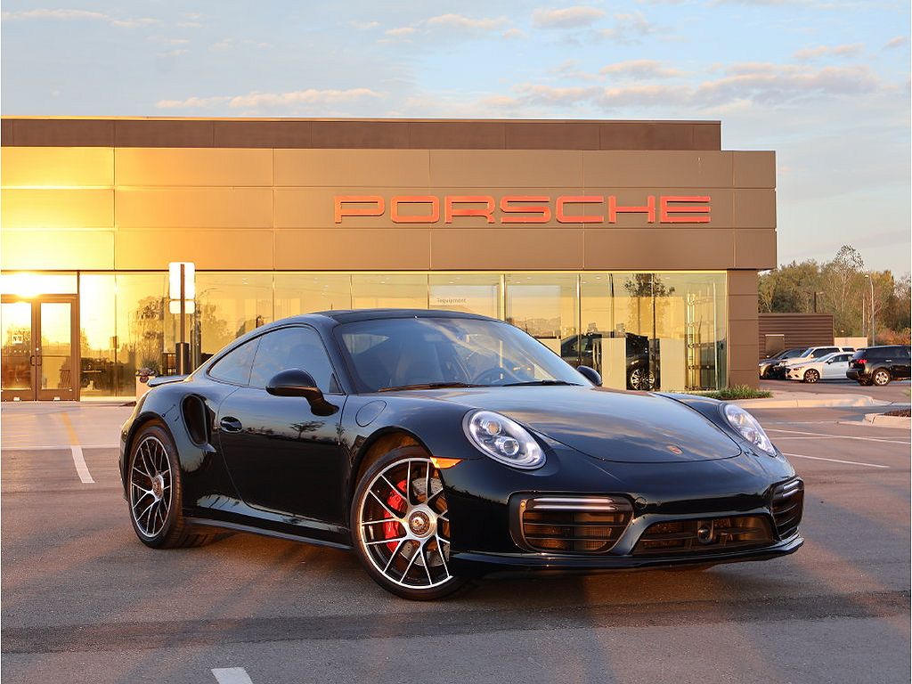 2019 Porsche 911 Turbo S