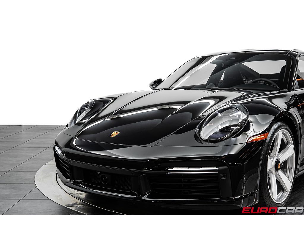 2025 Porsche 911