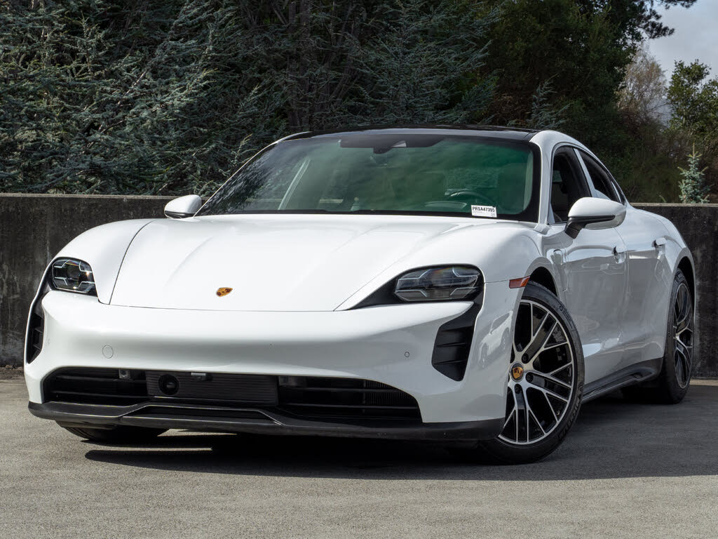 2024 Porsche Taycan photo 1