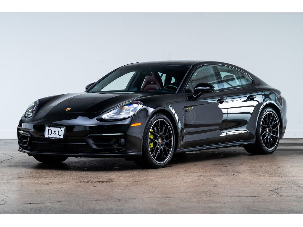 2023 Porsche Panamera 4 E-Hybrid Platinum Edition