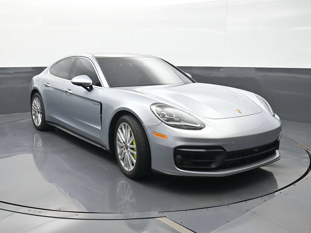 2023 Porsche Panamera 4 E-Hybrid