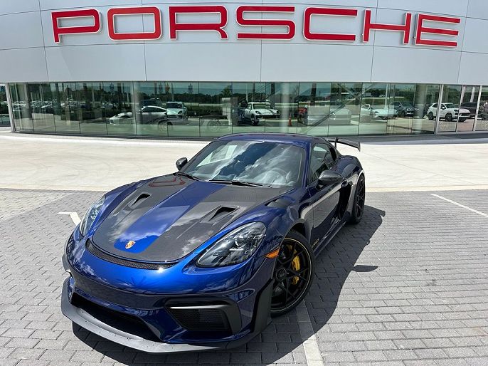 2025 Porsche 718 Cayman GT4 RS
