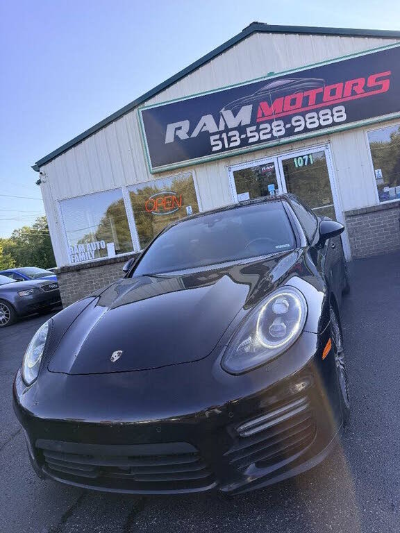 2015 Porsche Panamera GTS