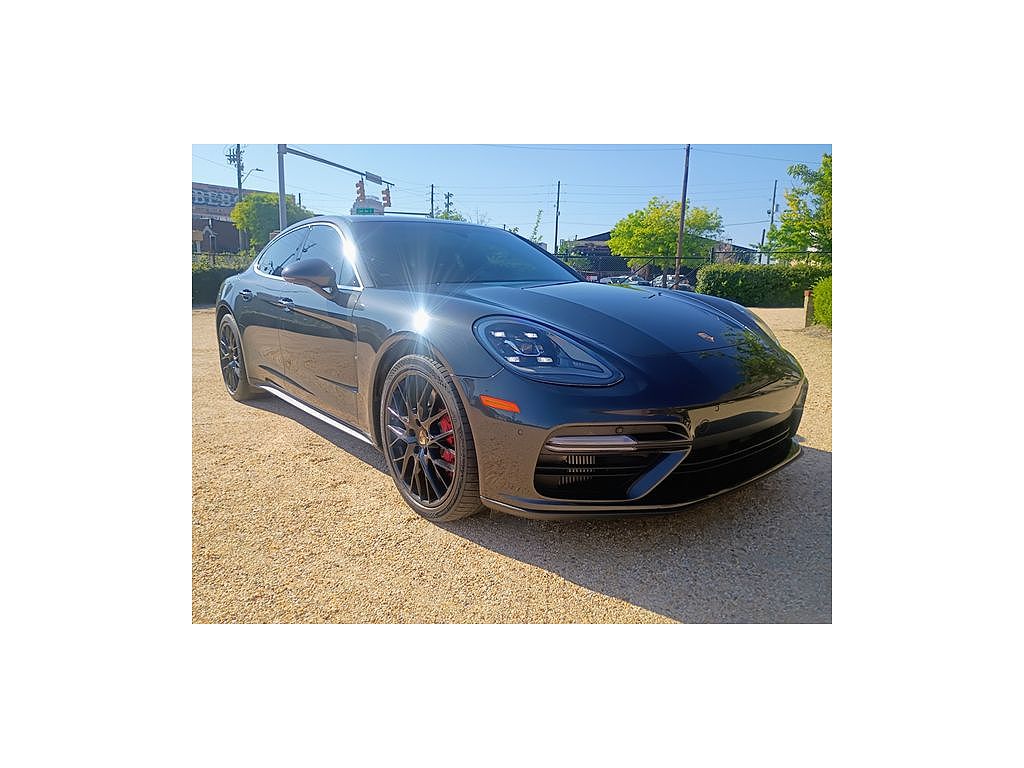 2017 Porsche Panamera Turbo