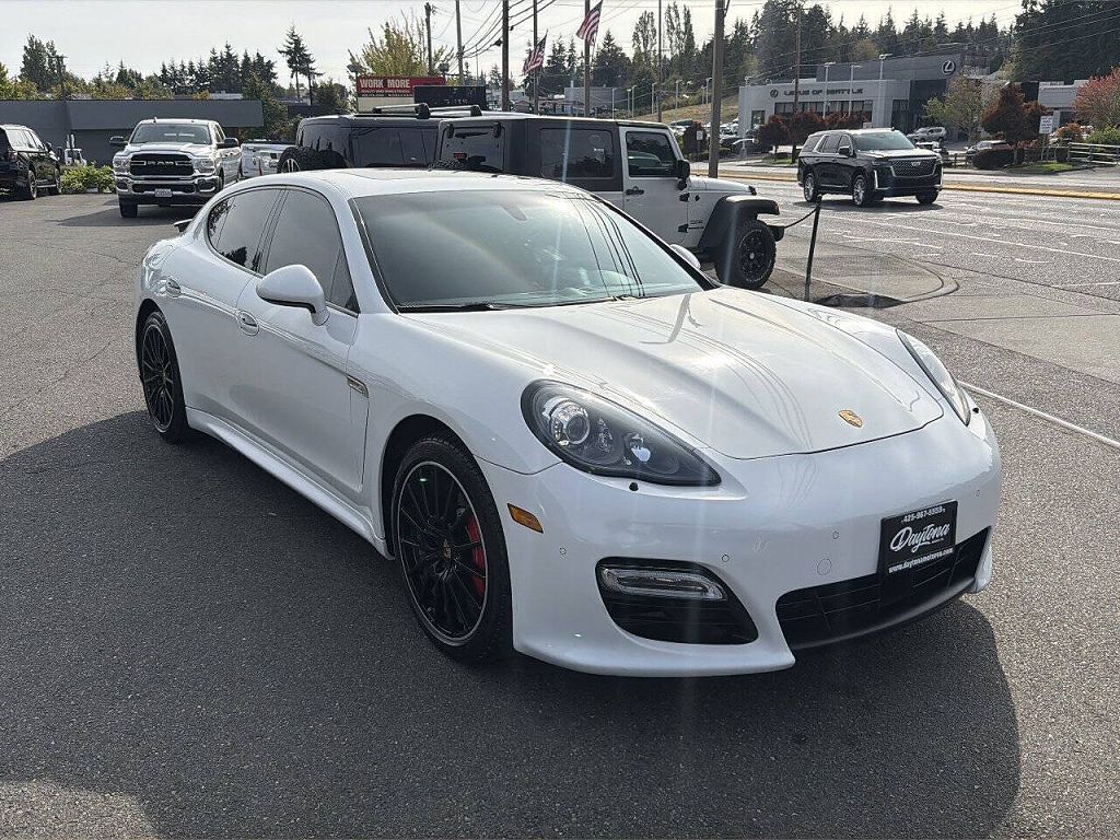 2013 Porsche Panamera GTS