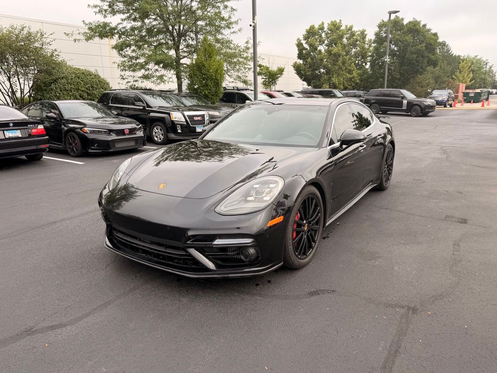 2017 Porsche Panamera Turbo