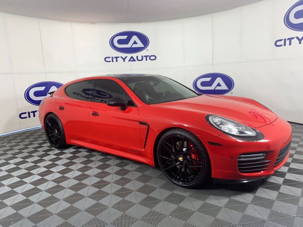 2015 Porsche Panamera GTS