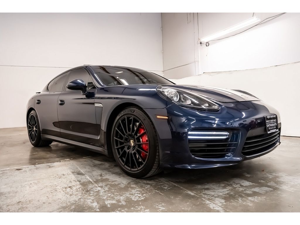 2015 Porsche Panamera GTS