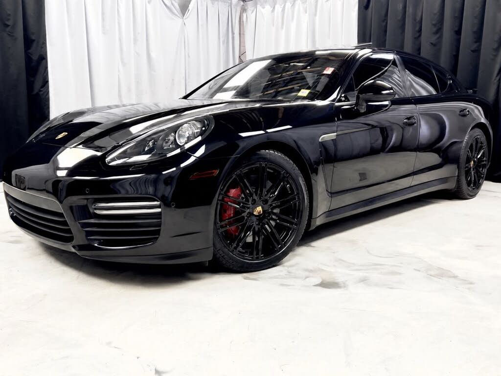 2016 Porsche Panamera GTS
