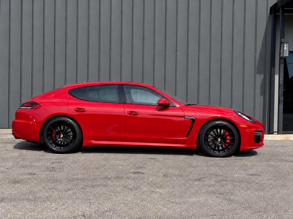 2016 Porsche Panamera GTS