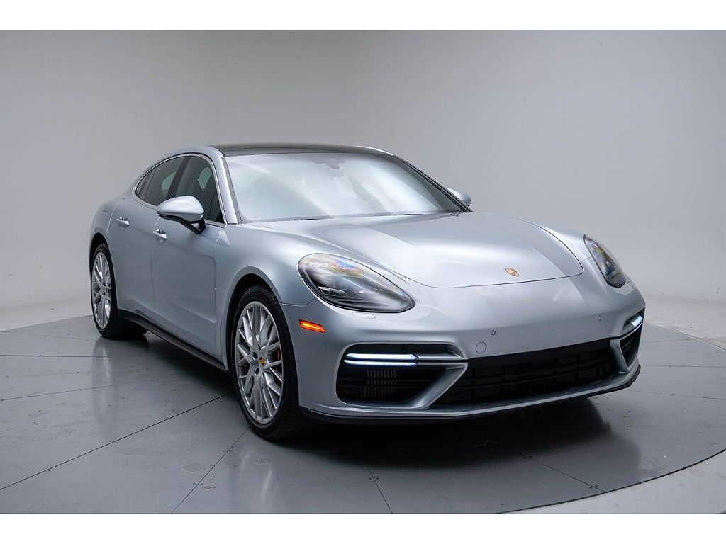 2017 Porsche Panamera Turbo
