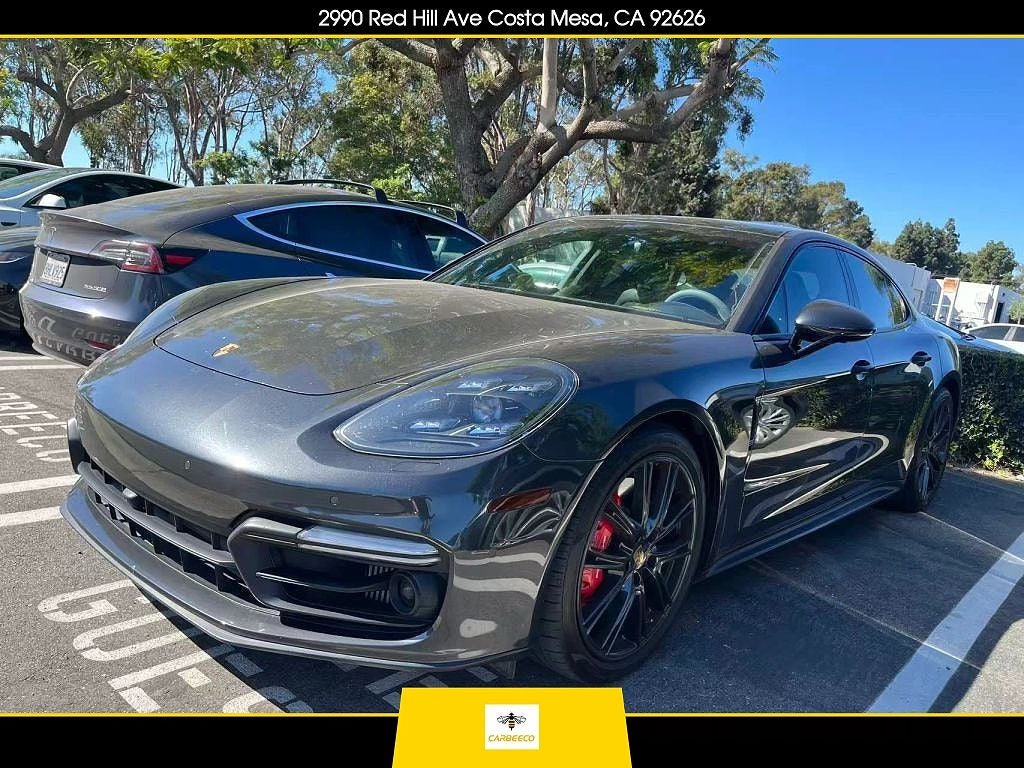 2019 Porsche Panamera GTS