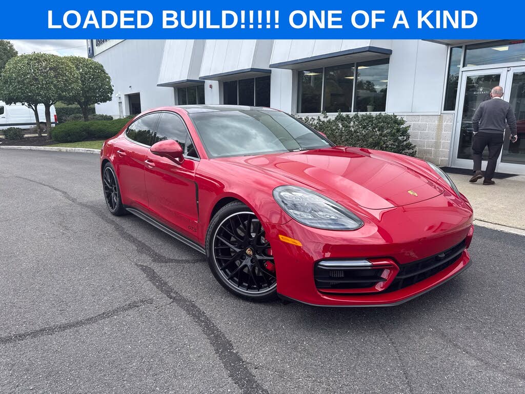 2021 Porsche Panamera GTS