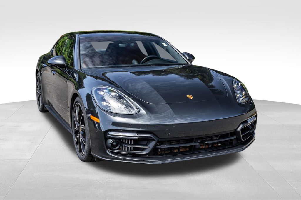 2020 Porsche Panamera GTS