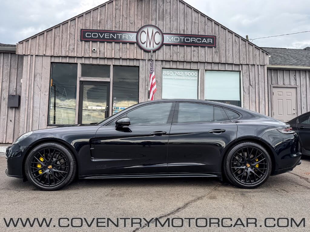 2020 Porsche Panamera GTS