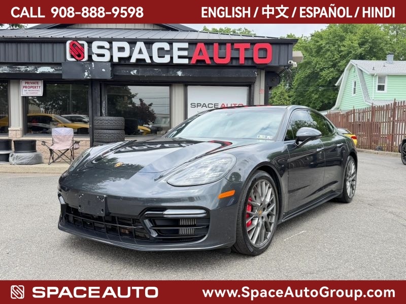 2019 Porsche Panamera GTS