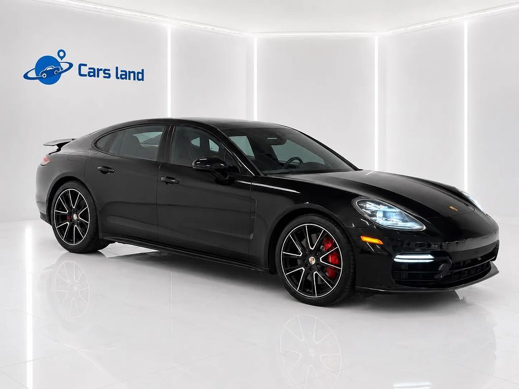 2020 Porsche Panamera GTS