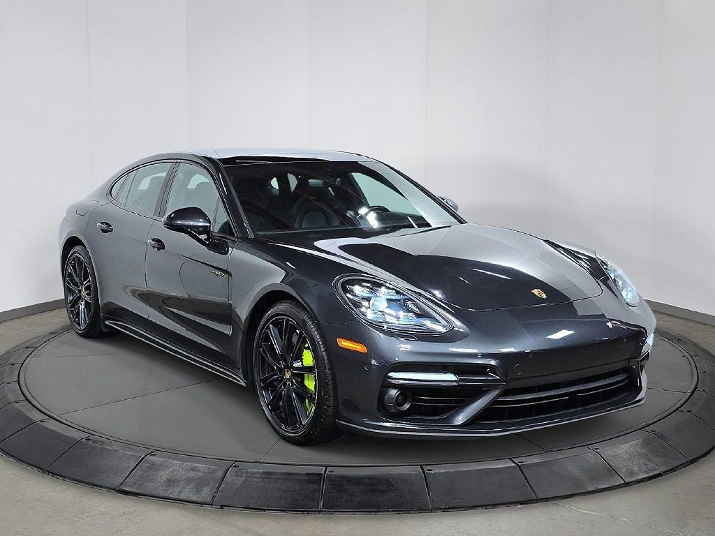 2018 Porsche Panamera Turbo S E-Hybrid