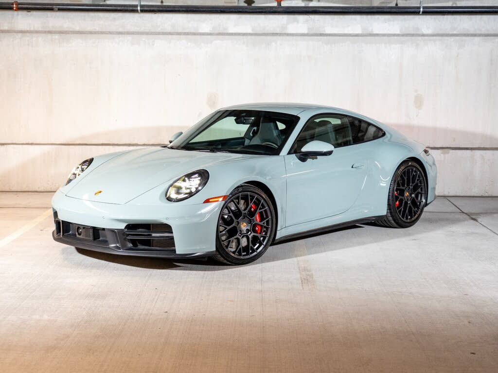 2025 Porsche 911 Carrera S