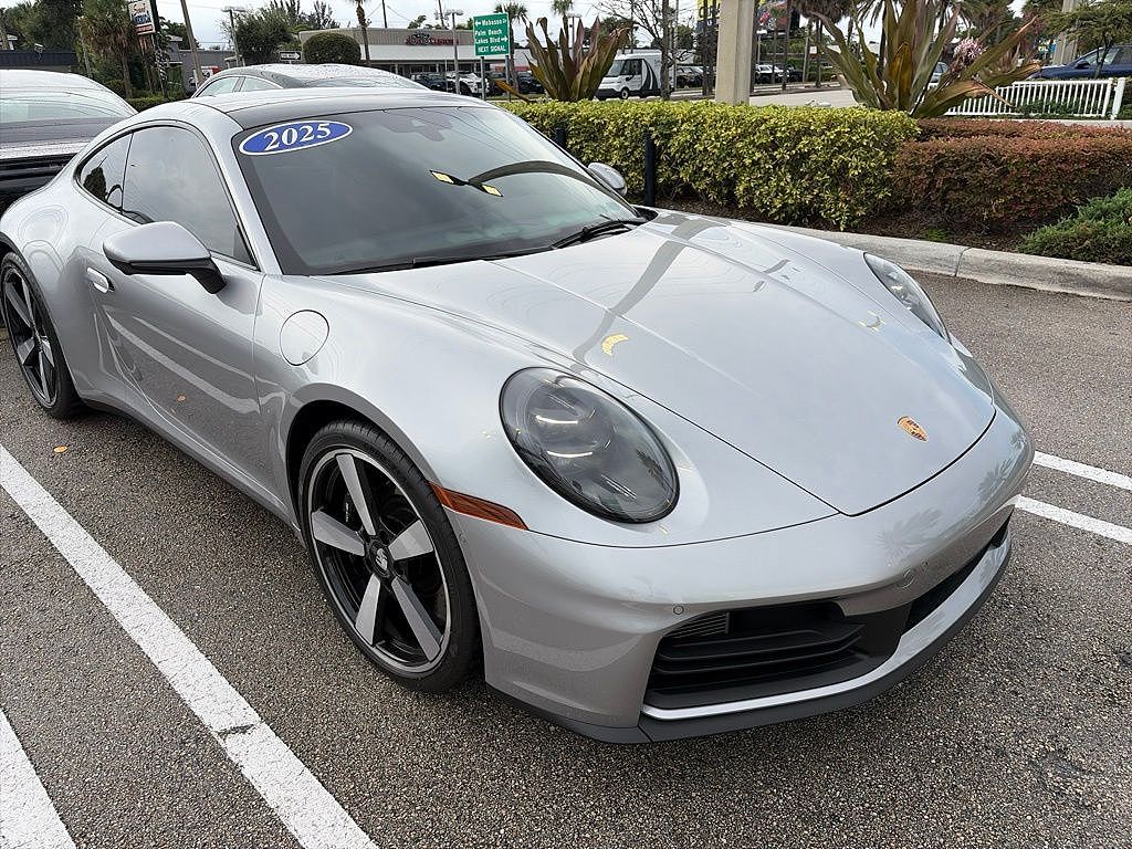 2025 Porsche 911 Carrera S