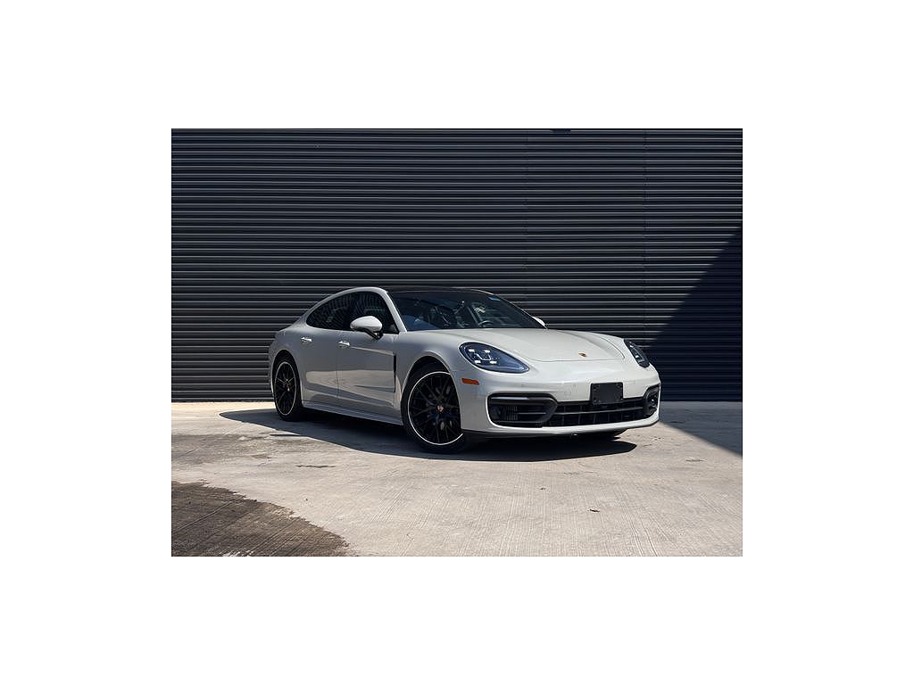 2023 Porsche Panamera
