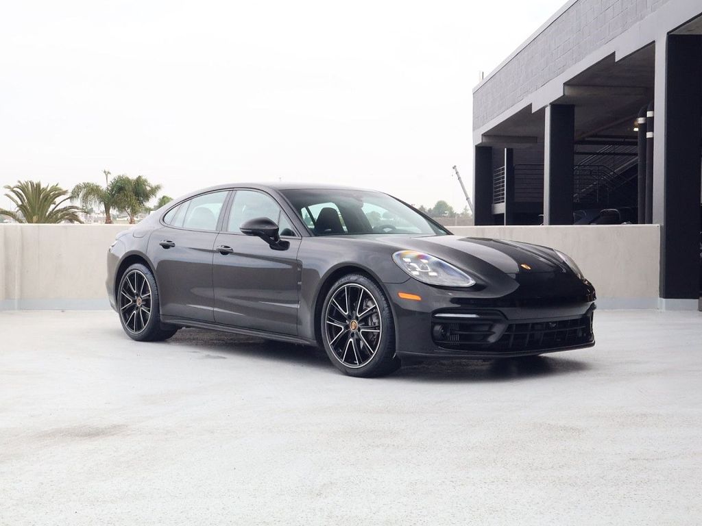 2023 Porsche Panamera