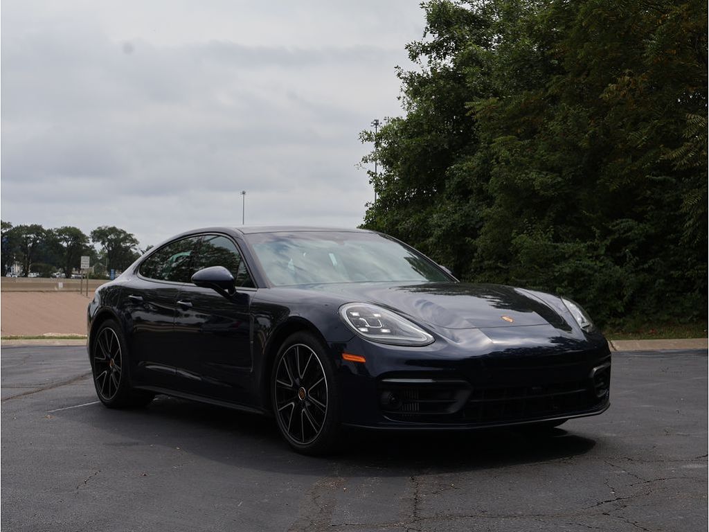 2023 Porsche Panamera