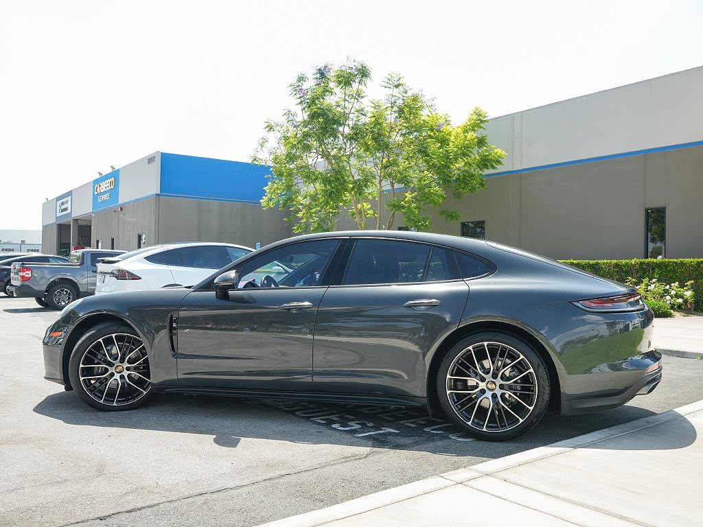 2021 Porsche Panamera