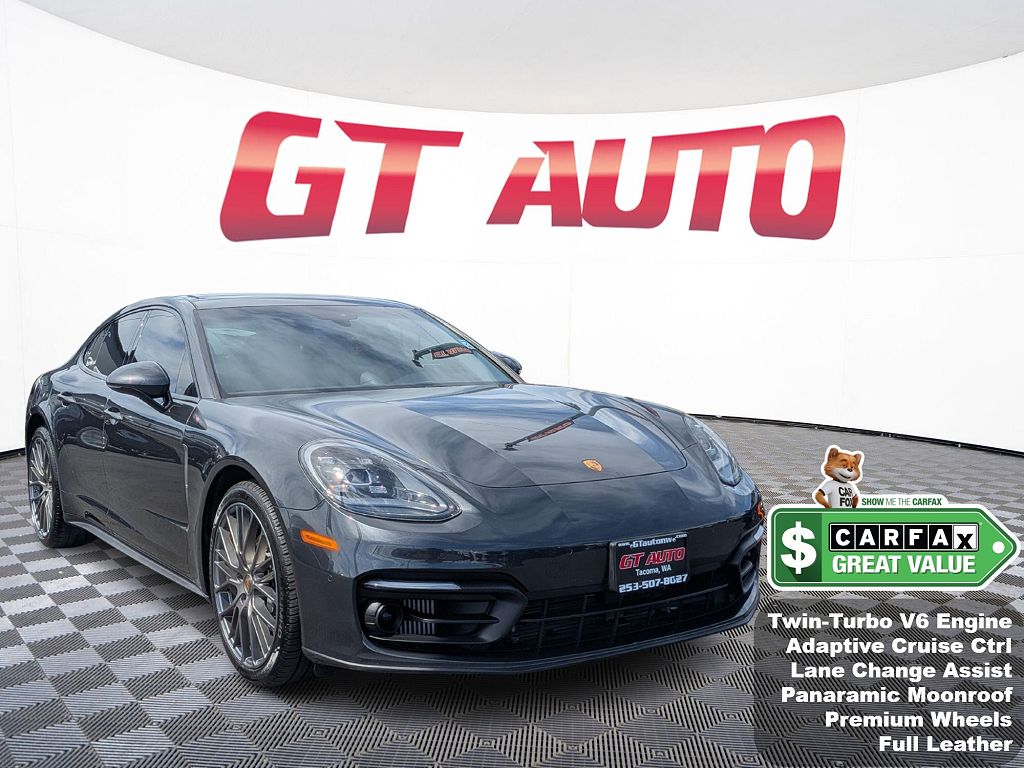 2023 Porsche Panamera Platinum Edition