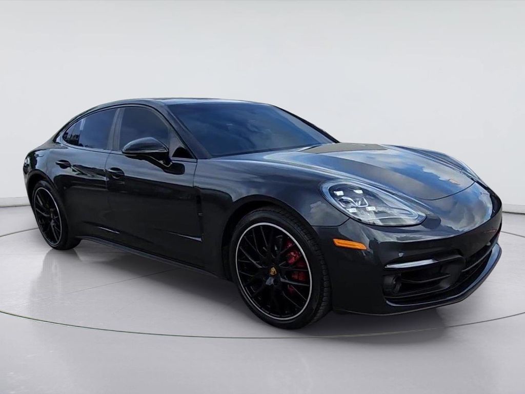 2023 Porsche Panamera Platinum Edition