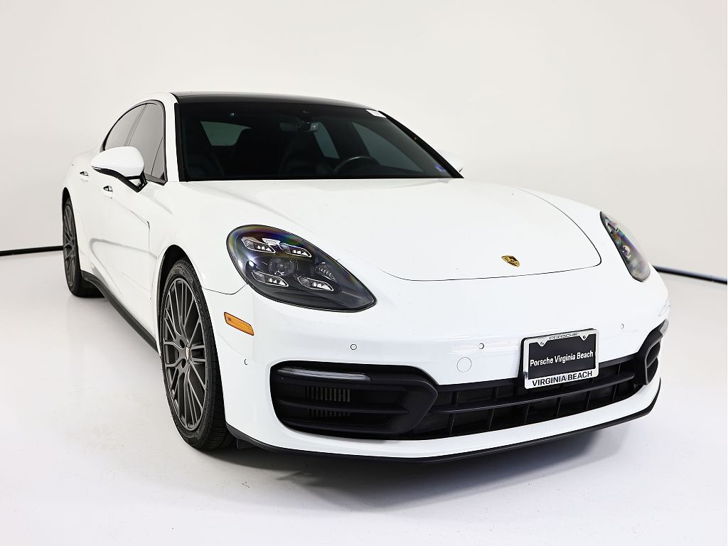 2022 Porsche Panamera