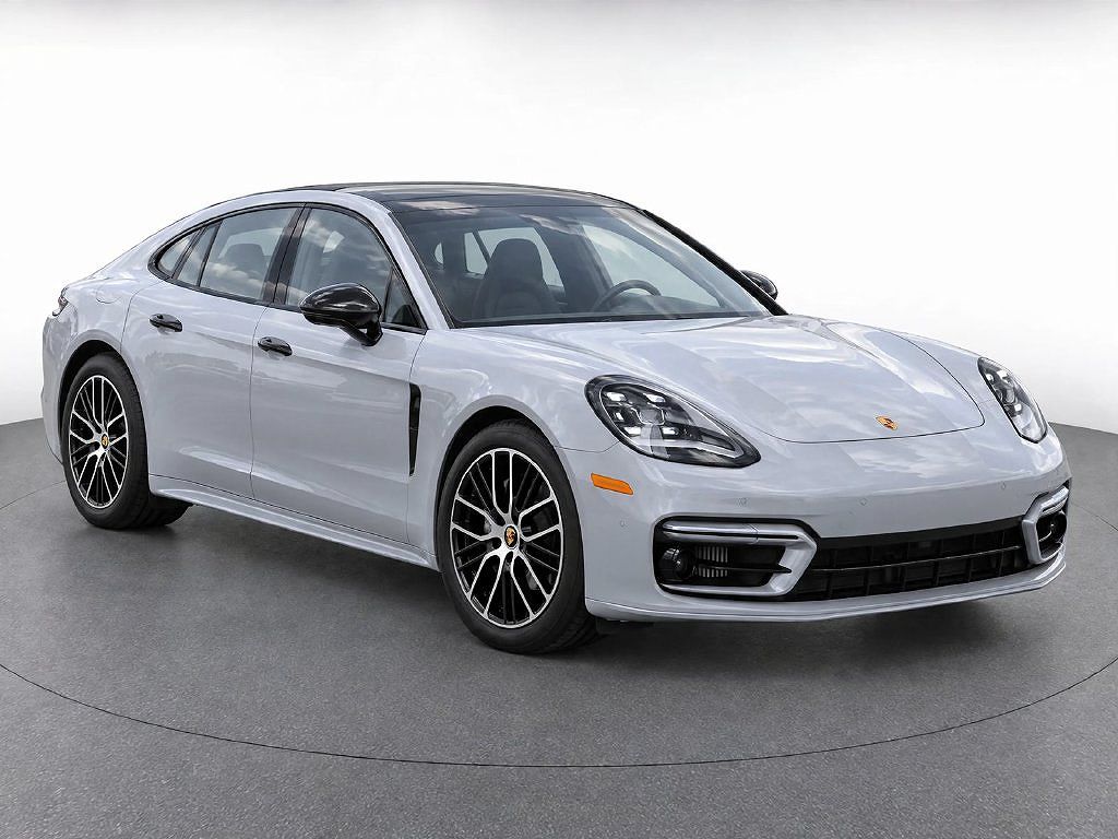 2023 Porsche Panamera