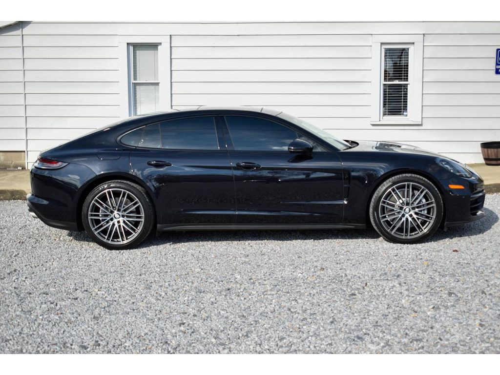 2021 Porsche Panamera