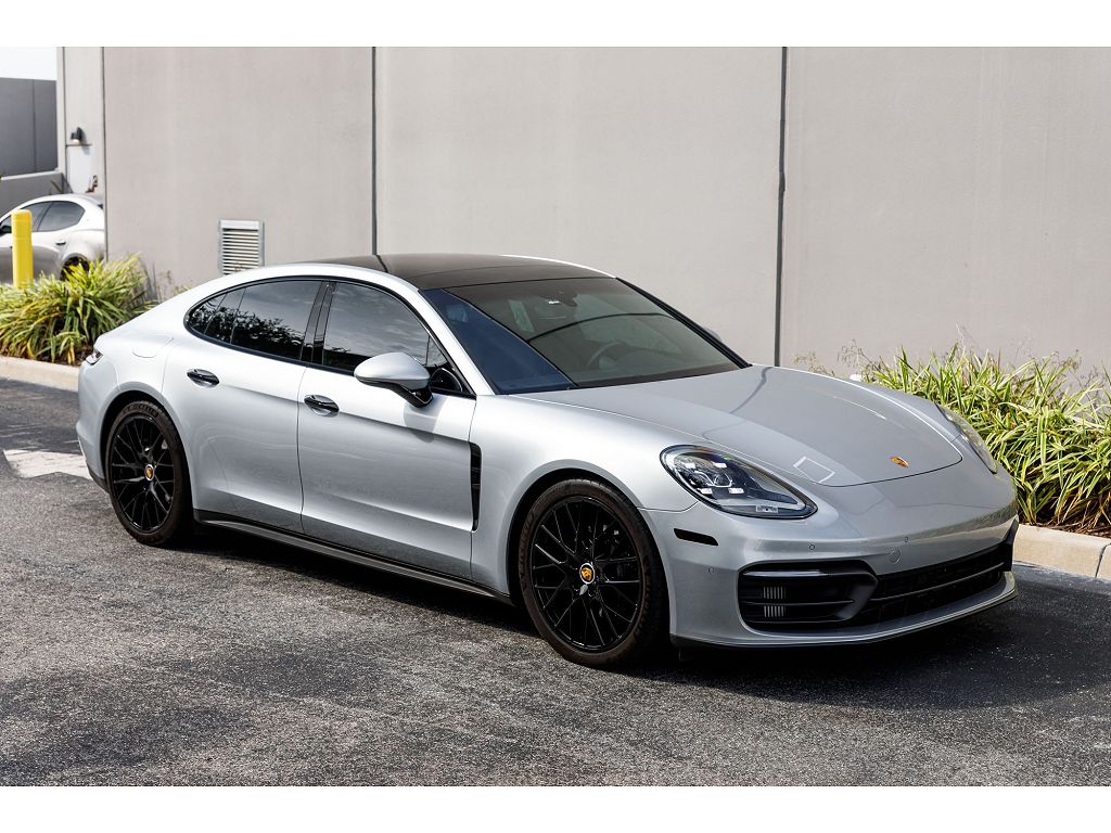 2021 Porsche Panamera