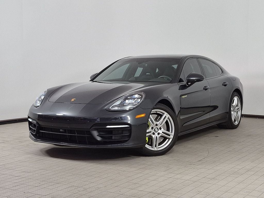2022 Porsche Panamera 4 E-Hybrid