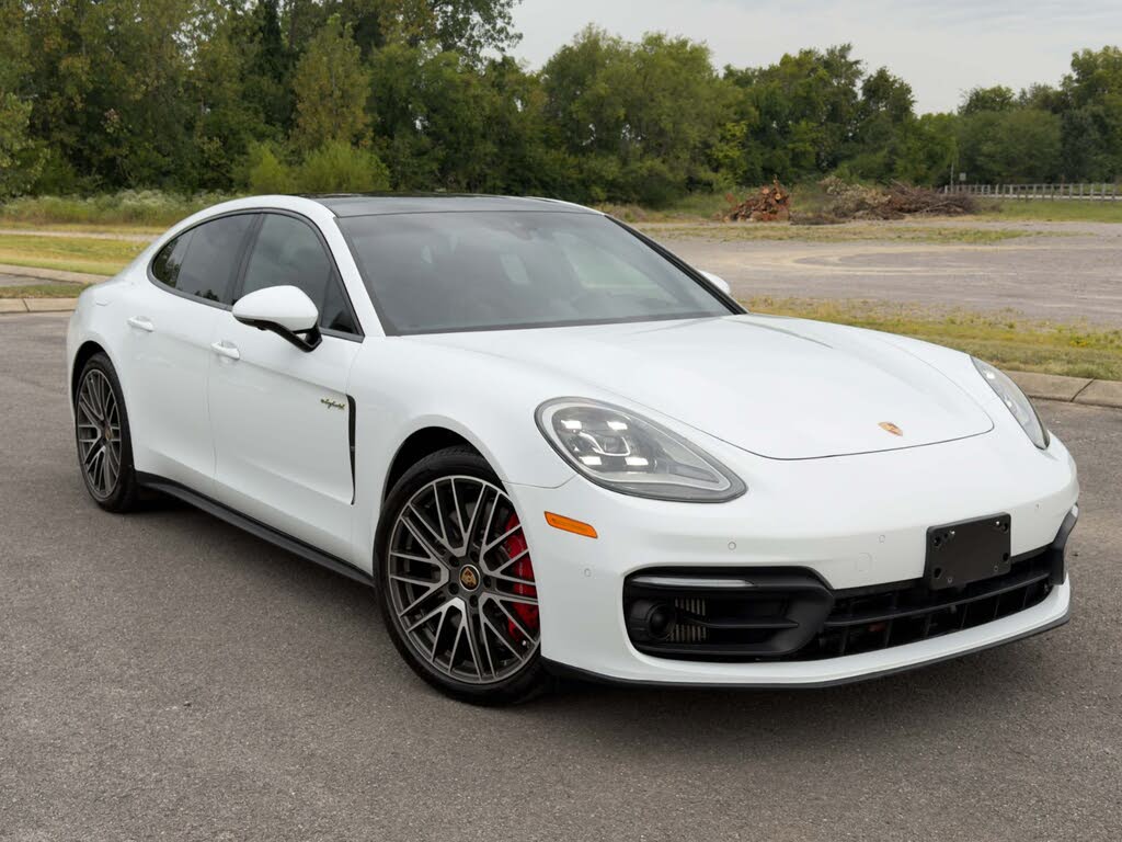 2022 Porsche Panamera 4S E-Hybrid