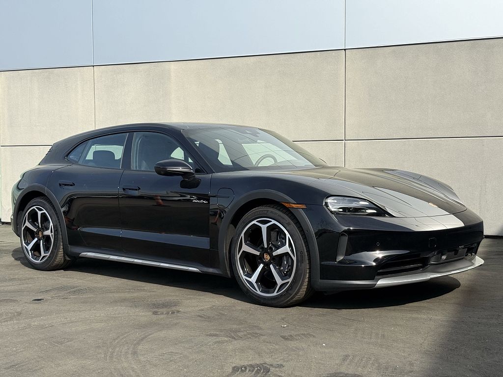 2025 Porsche Taycan 4 Cross Turismo