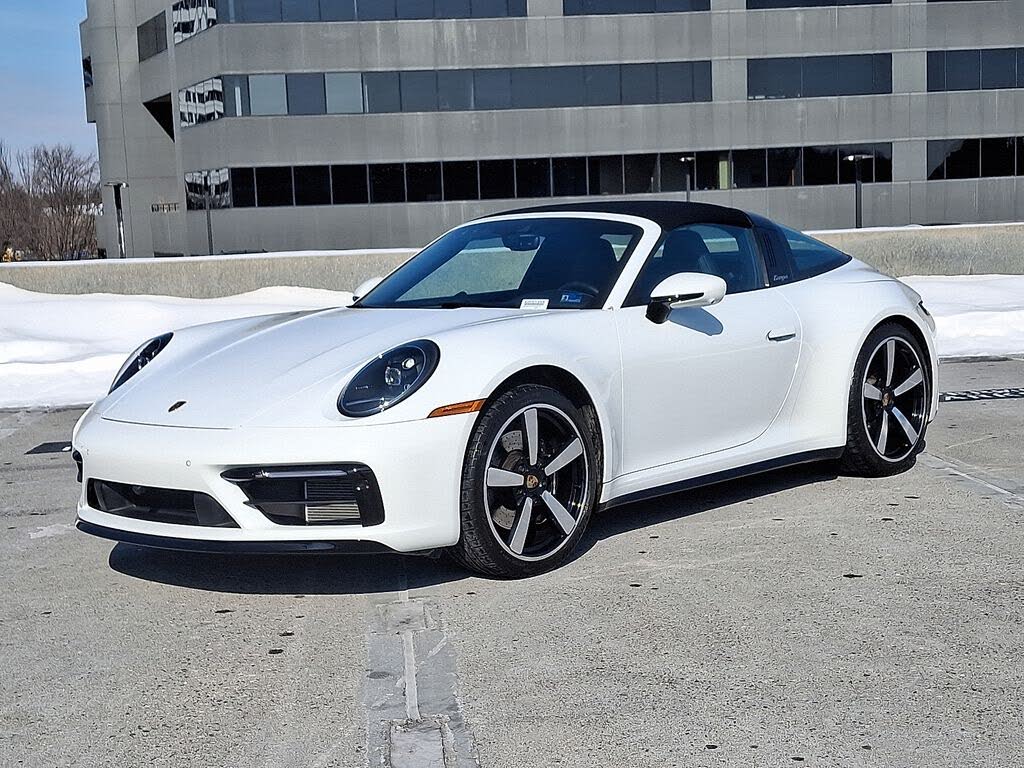 2024 Porsche 911 Targa 4 GTS