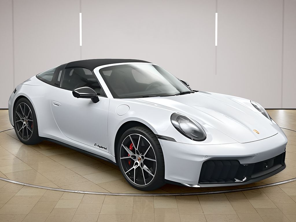 2025 Porsche 911 Targa 4 GTS