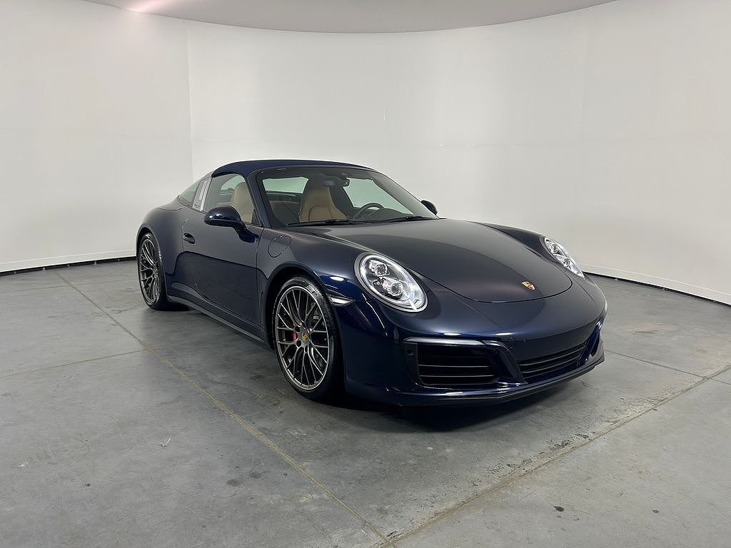 2019 Porsche 911 Targa 4 GTS