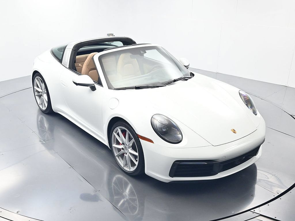 2021 Porsche 911 Carrera S