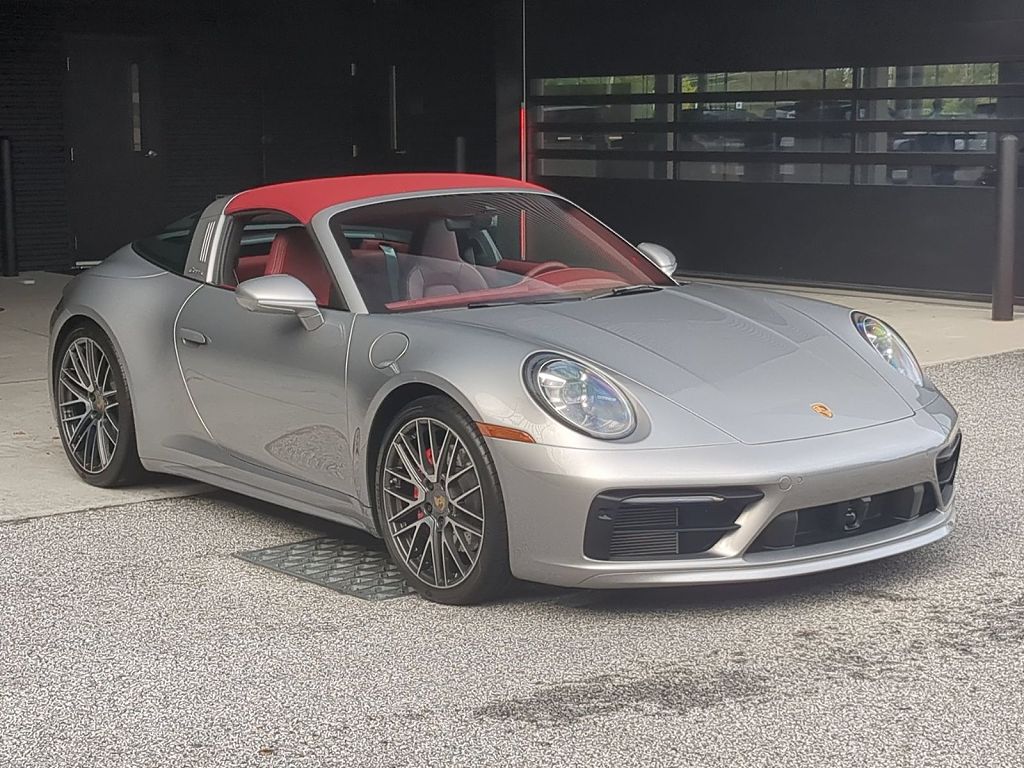 2022 Porsche 911 Carrera S