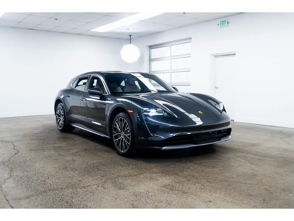2022 Porsche Taycan 4S Cross Turismo